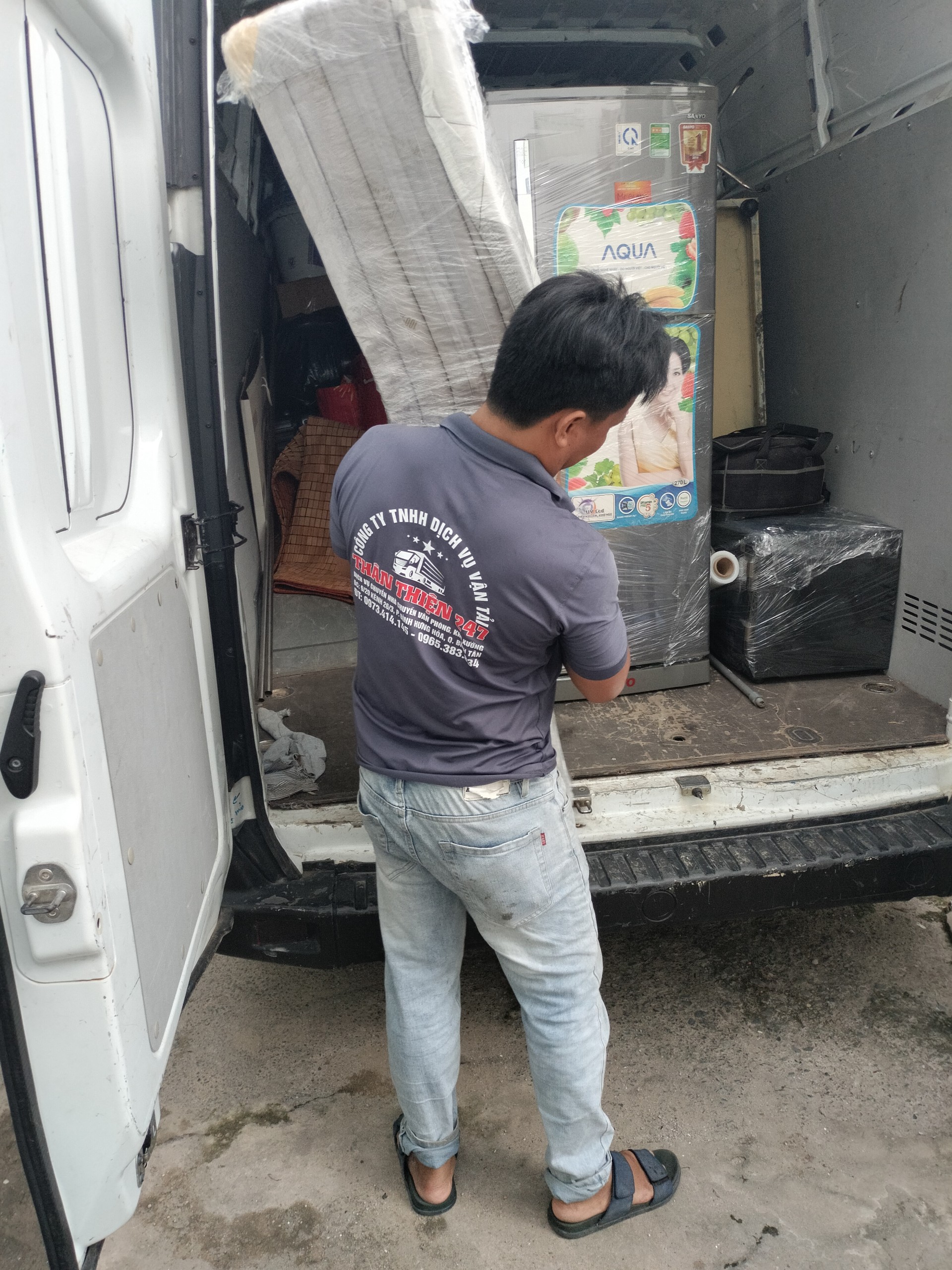 chuyển nhà trọn gói quận 9, chuyển nhà trọn gói, chuyển nhà trọn quận 9, chuyển nhà quận 9, vận chuyển nhà quận 9, thuê xe chuyển nhà quận 9, dịch vụ chuyển nhà giá rẻ ở quận 9, giá chuyển nhà trọn gói quận 9, vận chuyển nhà trọn gói quận 9, Chuyển nhà Thân Thiện, công ty Chuyển nhà Thân Thiện, chuyennhathanthien.com