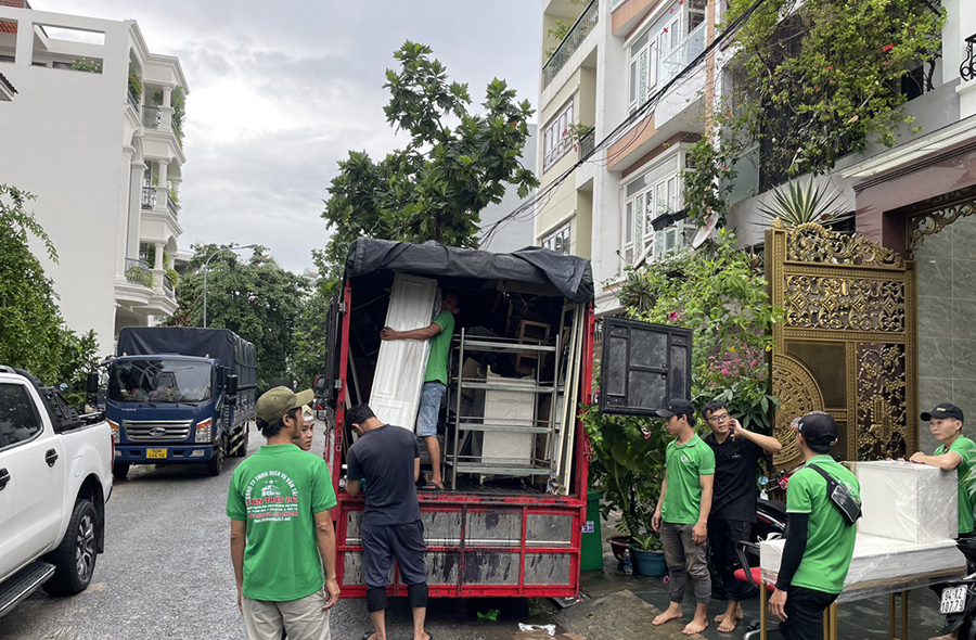 Chuyển nhà trọn gói Phường Xóm Chiếu